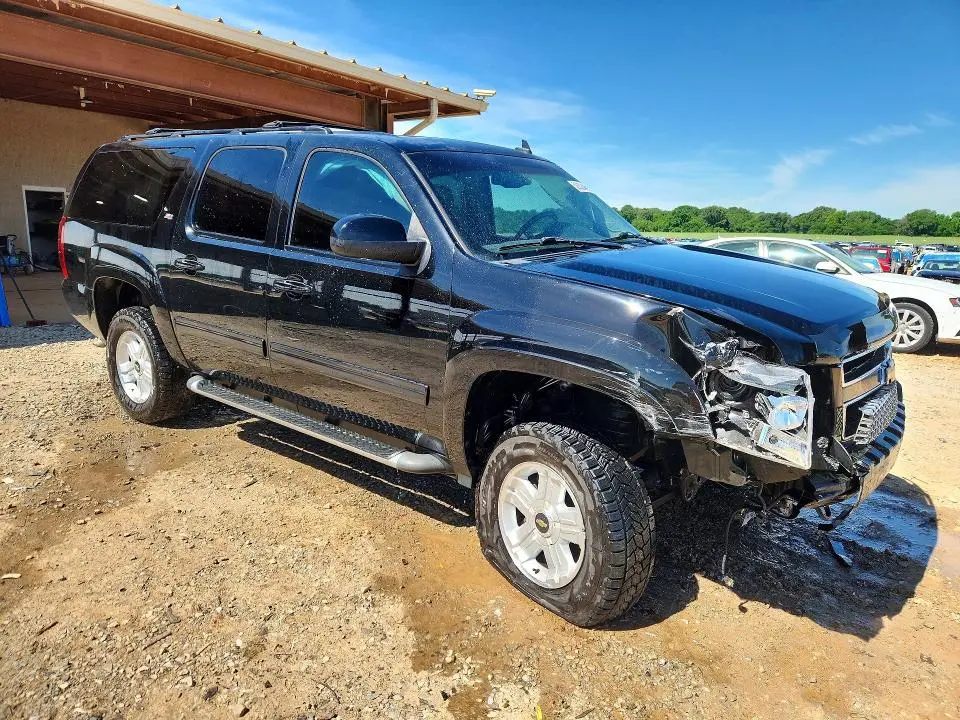 2011 CHEVROLET SUBURBAN K1500 LT  