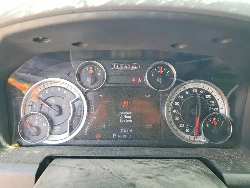 2017 RAM 1500 SLT  