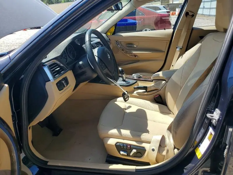 2016 BMW 320 I  