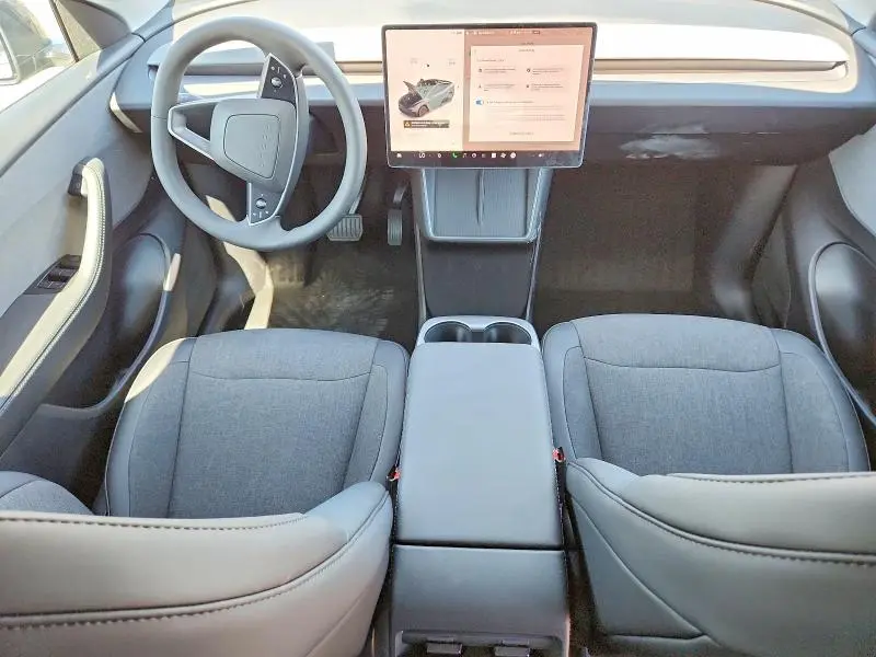 2026 TESLA MODEL Y   
