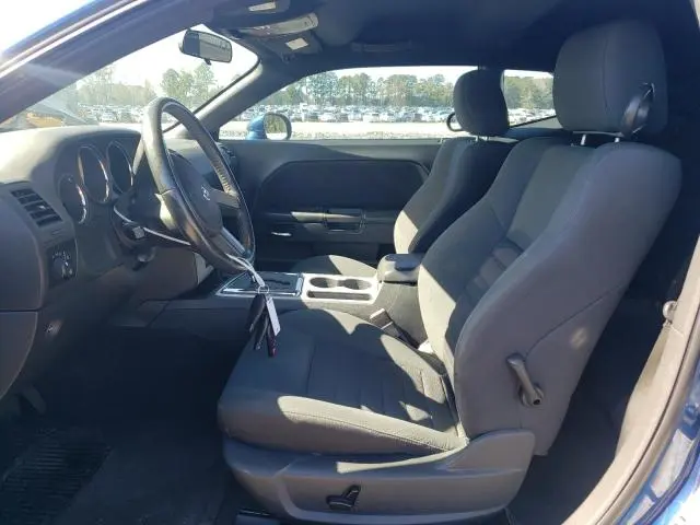 2010 DODGE CHALLENGER SE  