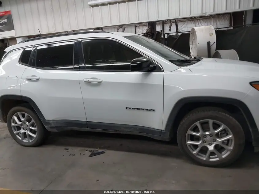 2024 JEEP COMPASS LATITUDE LUX FWD