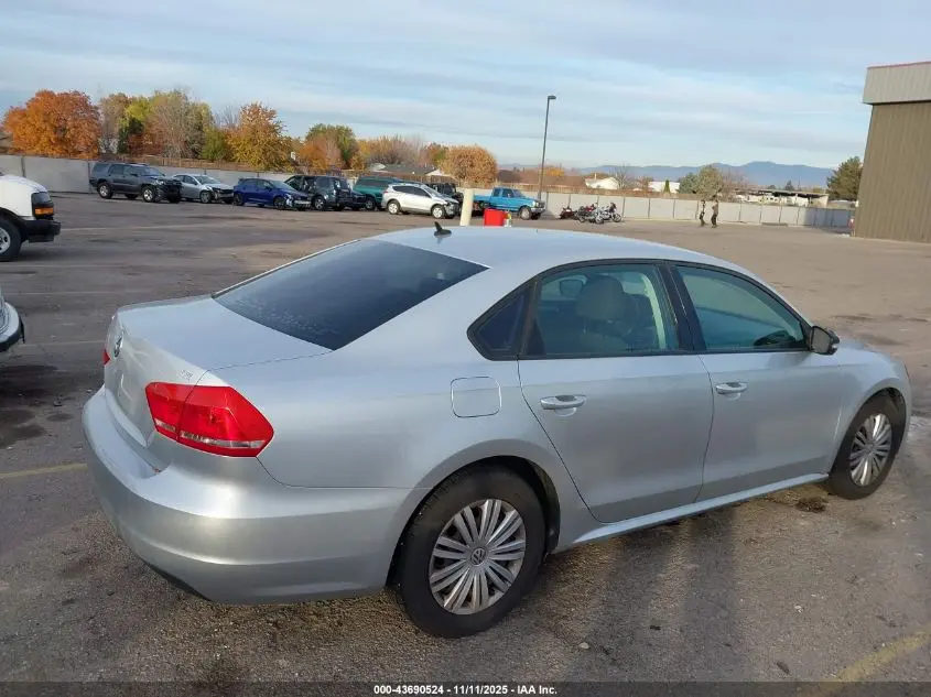 2014 VOLKSWAGEN PASSAT 1.8T S