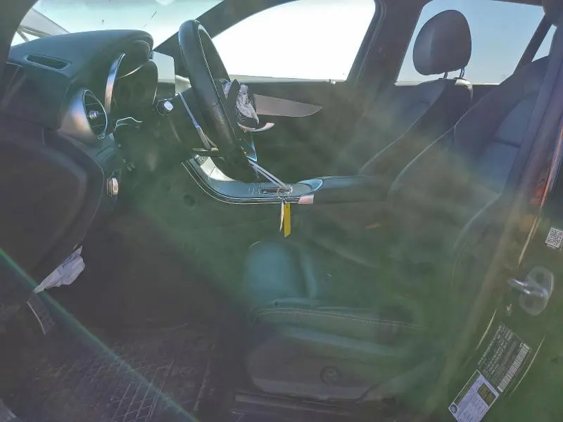 2022 MERCEDES-BENZ GLC 300 4MATIC  