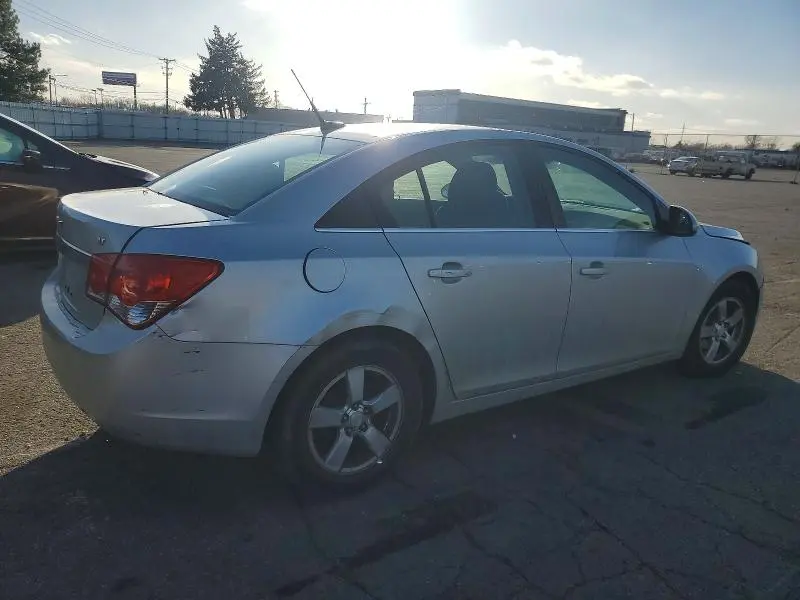 2013 CHEVROLET CRUZE LT  