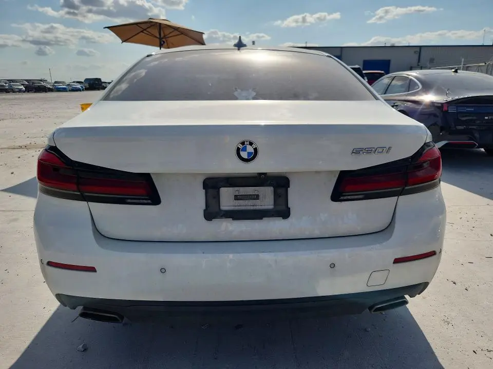 2021 BMW 530 I  