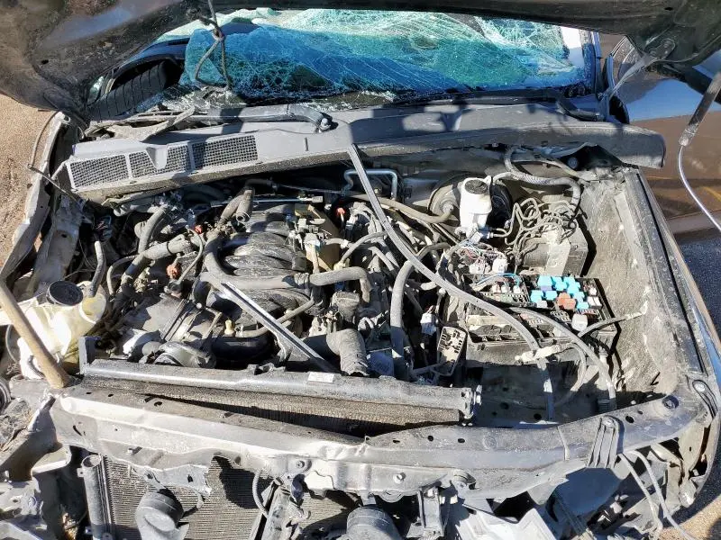 2016 TOYOTA SEQUOIA SR5  