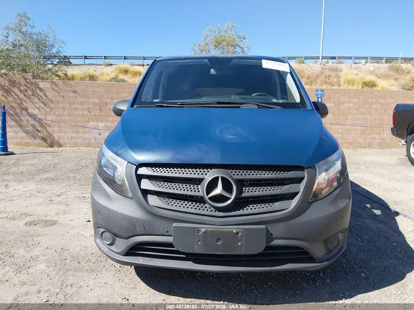 2019 MERCEDES-BENZ METRIS  