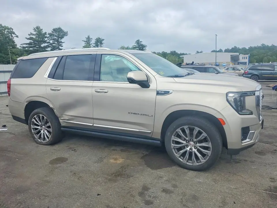 2021 GMC YUKON DENALI  