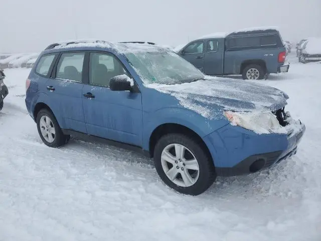 2010 SUBARU FORESTER XS  