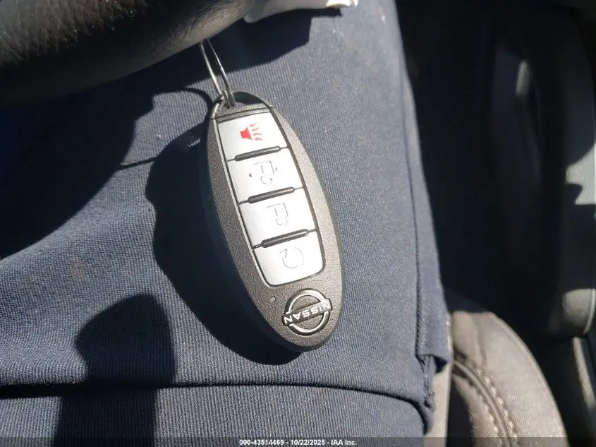 2025 NISSAN FRONTIER SV 4X2