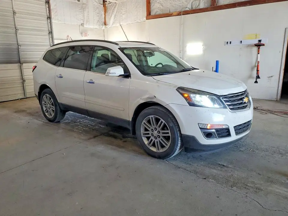 2015 CHEVROLET TRAVERSE LT  