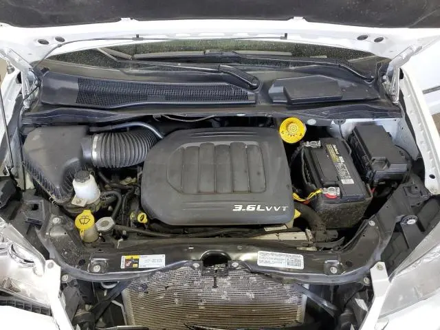 2014 CHRYSLER TOWN & COUNTRY TOURING  