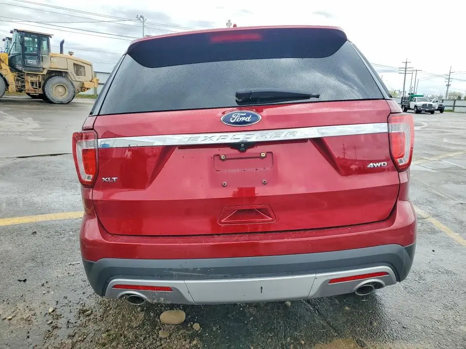 2017 FORD EXPLORER XLT  