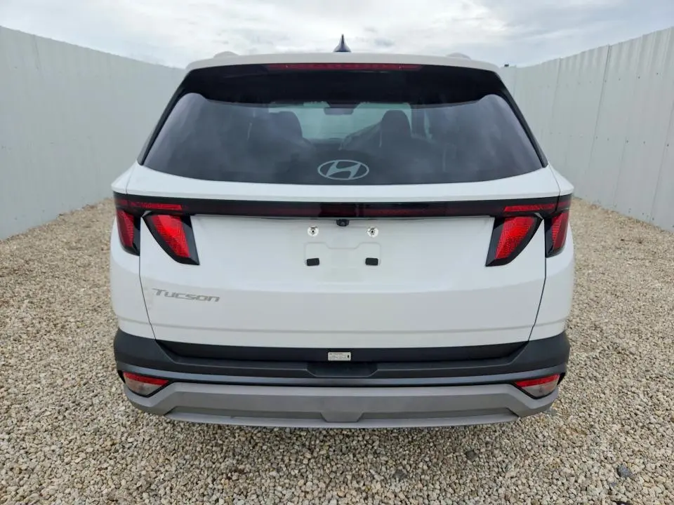 2025 HYUNDAI TUCSON SEL  