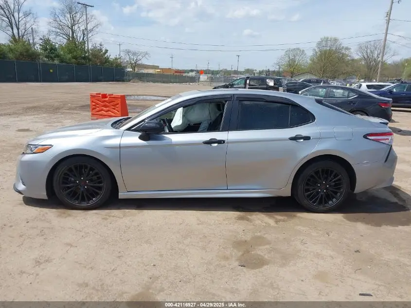 2020 TOYOTA CAMRY SE NIGHTSHADE EDITION