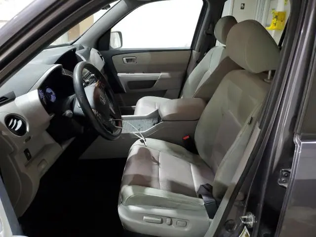 2015 HONDA PILOT SE  