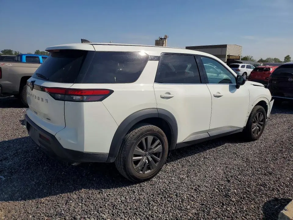 2023 NISSAN PATHFINDER S  