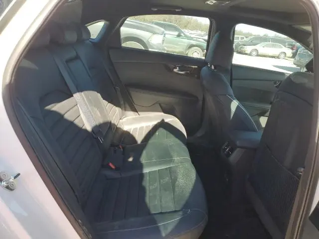2023 KIA FORTE GT LINE