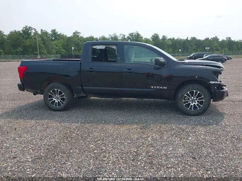 2024 NISSAN TITAN  