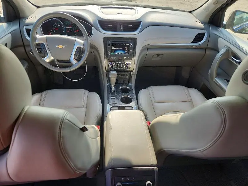 2015 CHEVROLET TRAVERSE LT  