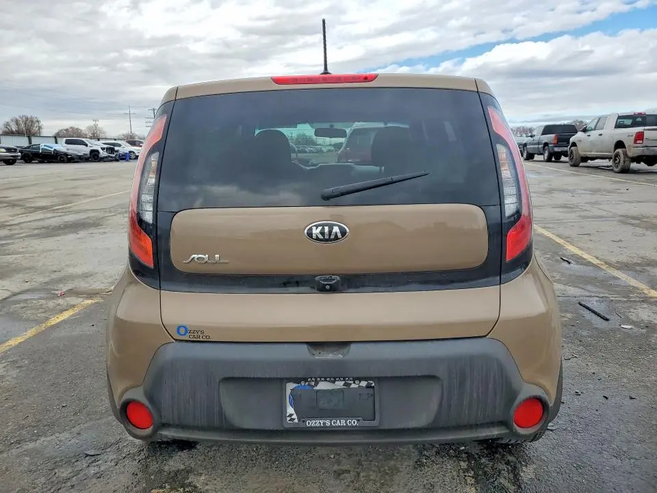 2016 KIA SOUL   