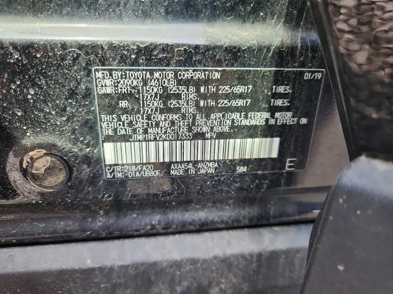 2019 TOYOTA RAV4 XLE  