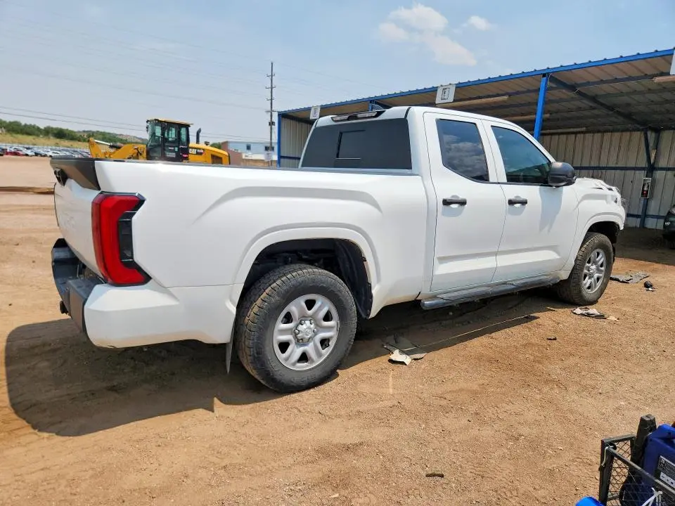 2022 TOYOTA TUNDRA SR  