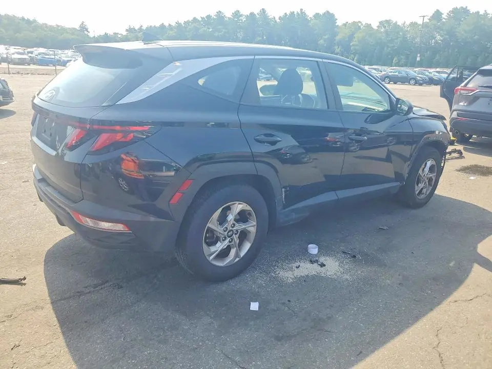 2023 HYUNDAI TUCSON SE  