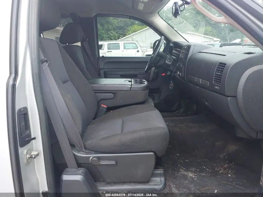 2011 CHEVROLET SILVERADO 1500 LT