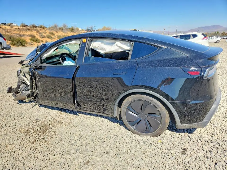 2026 TESLA MODEL Y   