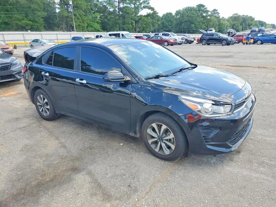 2023 KIA RIO S  