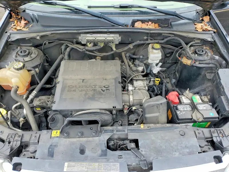 2011 FORD ESCAPE LIMITED  