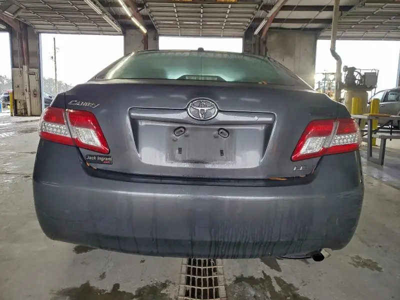 2011 TOYOTA CAMRY BASE  