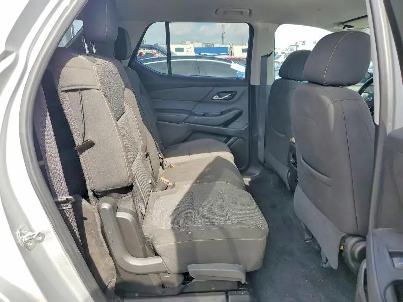 2018 CHEVROLET TRAVERSE LS  
