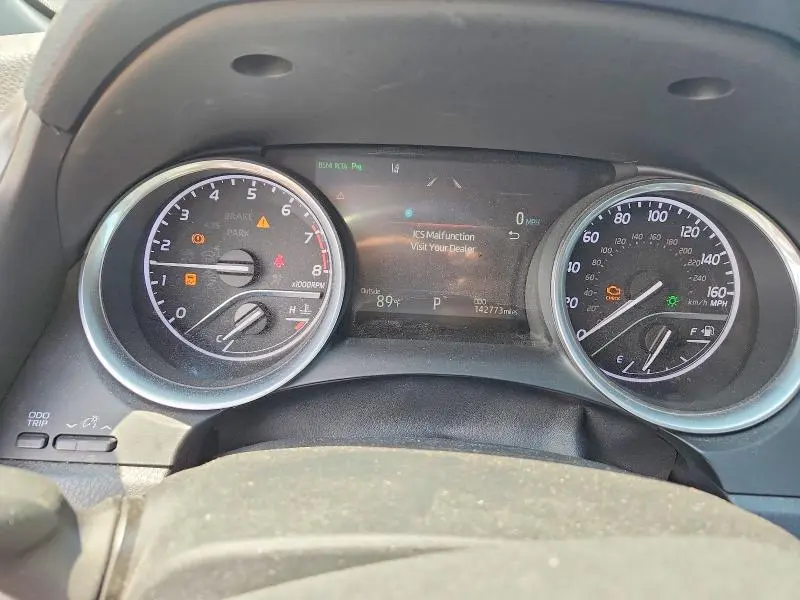 2018 TOYOTA CAMRY XLE  
