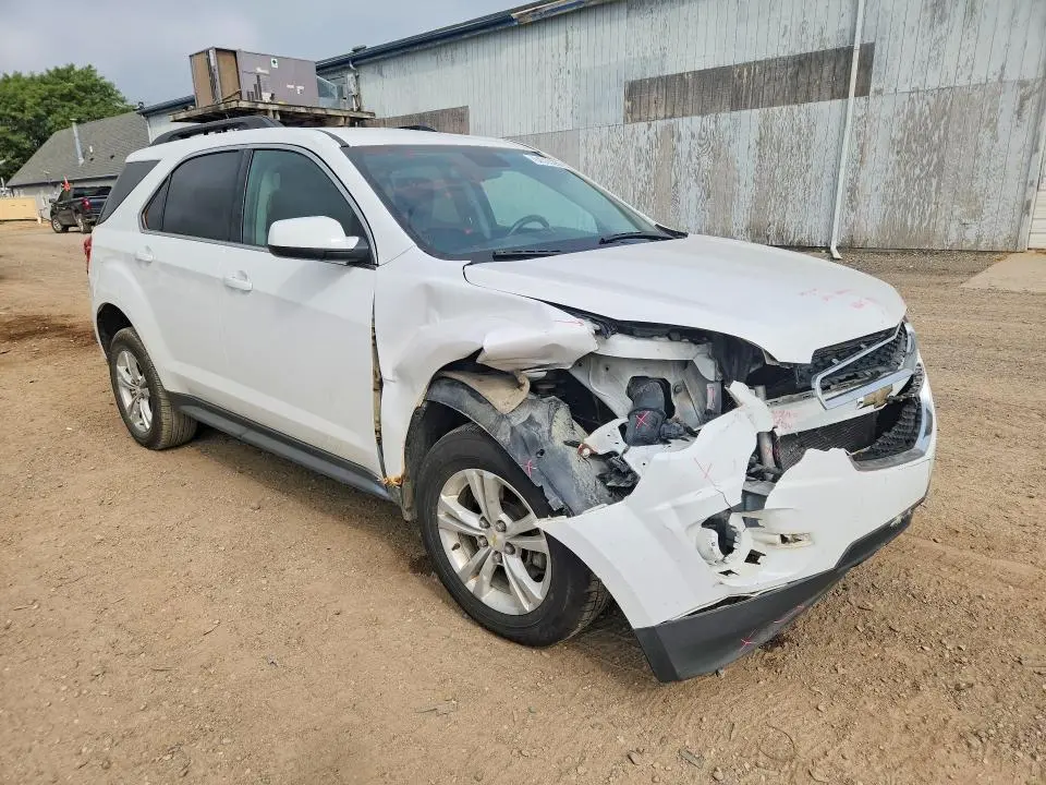 2015 CHEVROLET EQUINOX LT  