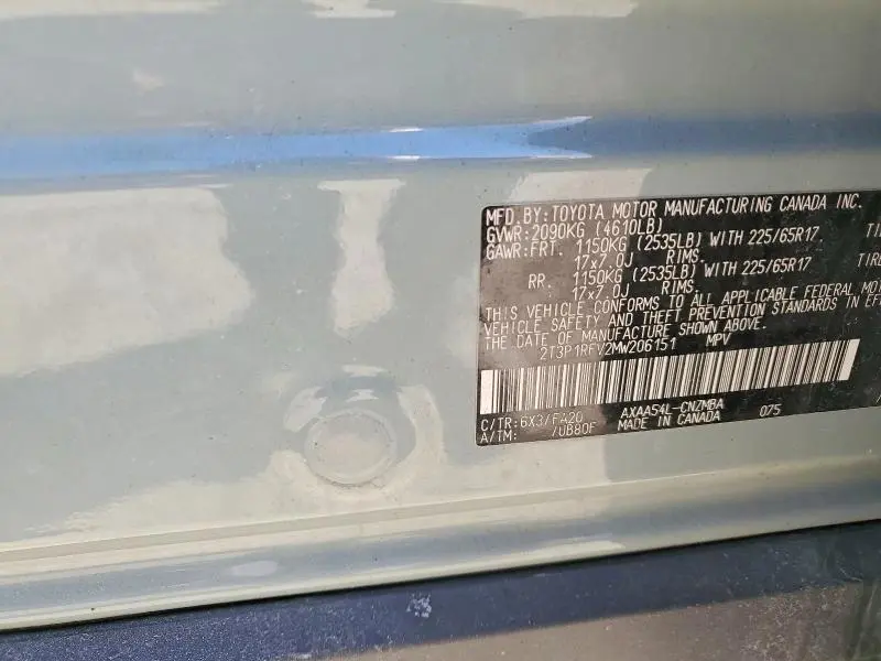 2021 TOYOTA RAV4 XLE  