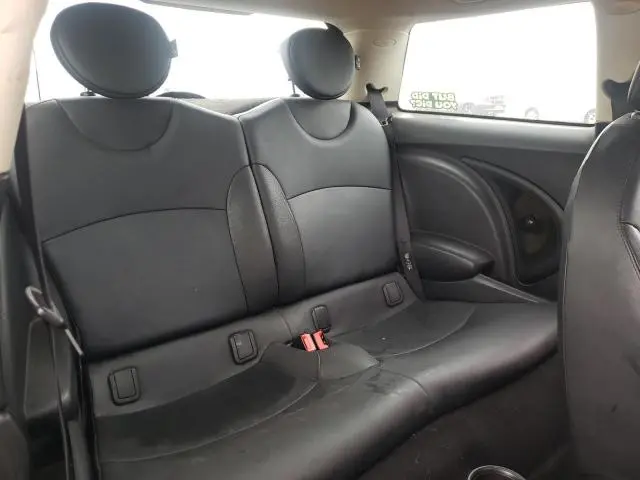 2011 MINI COOPER