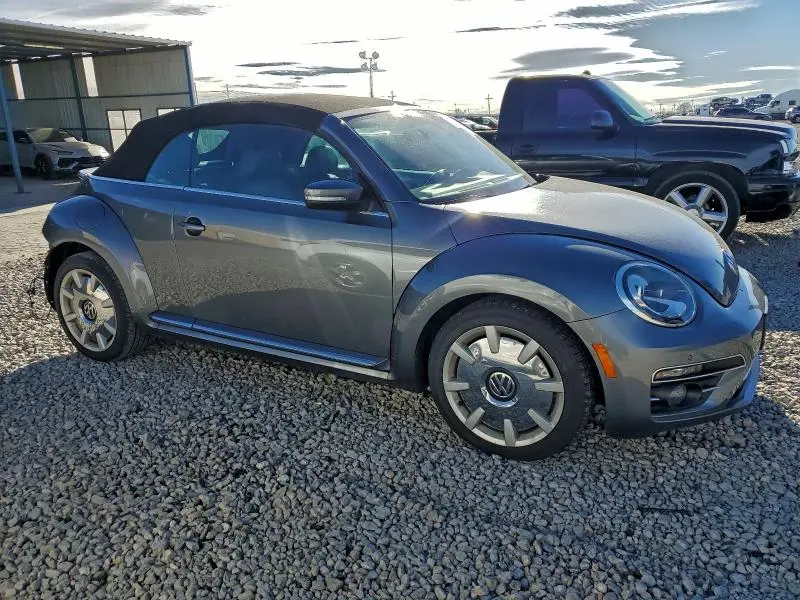2019 VOLKSWAGEN BEETLE S  