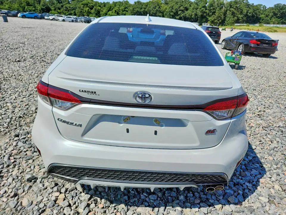 2022 TOYOTA COROLLA SE  