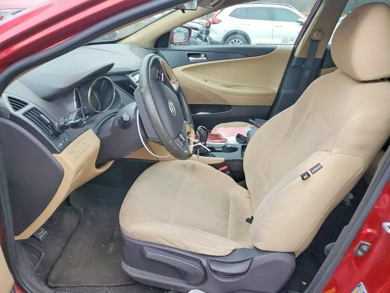 2011 HYUNDAI SONATA GLS  