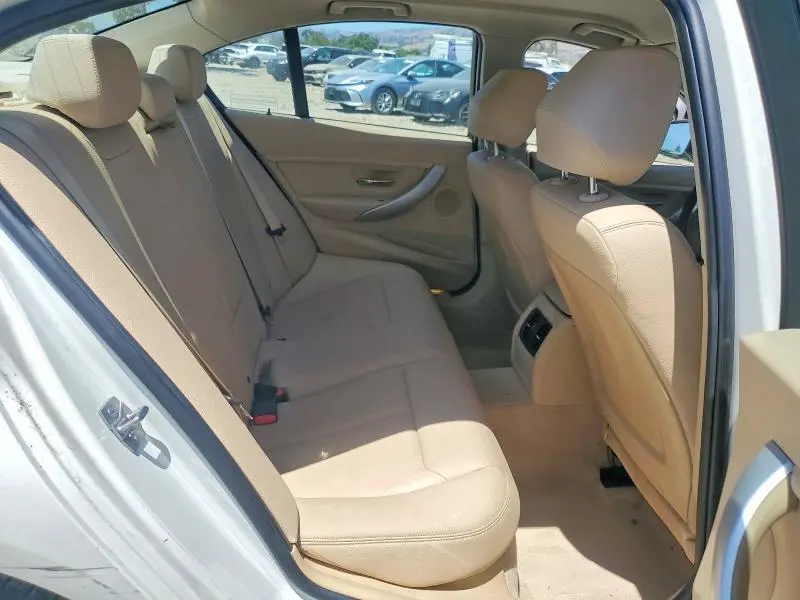 2013 BMW 320 I  