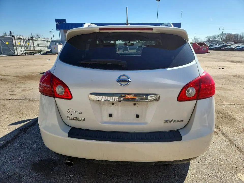 2011 NISSAN ROGUE S  