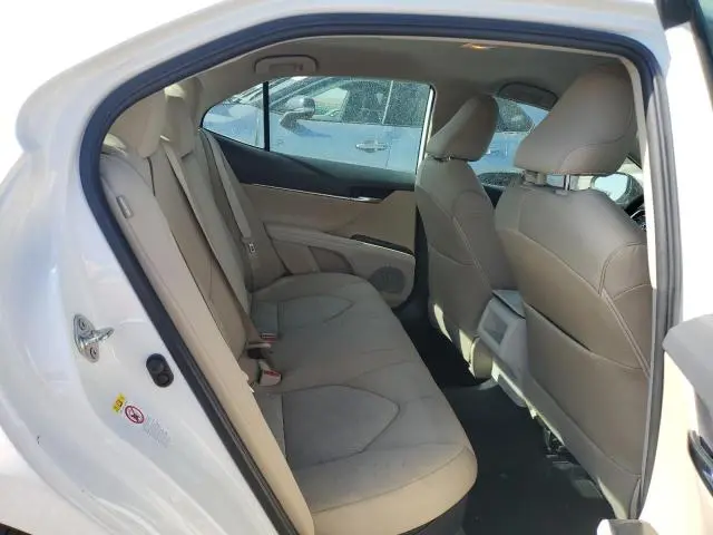 2019 TOYOTA CAMRY LE  