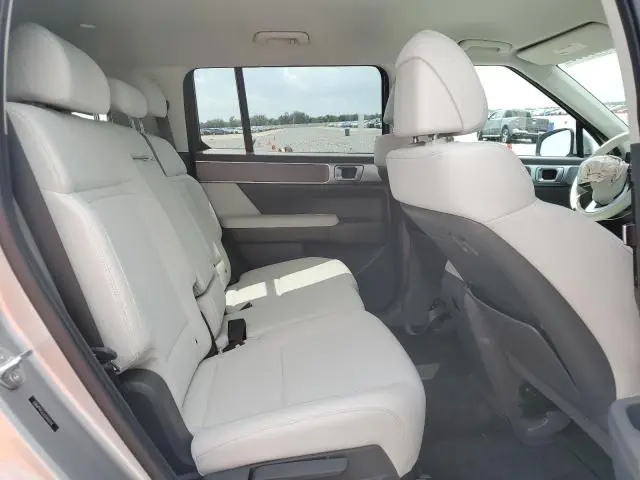 2025 HYUNDAI SANTA FE SE  