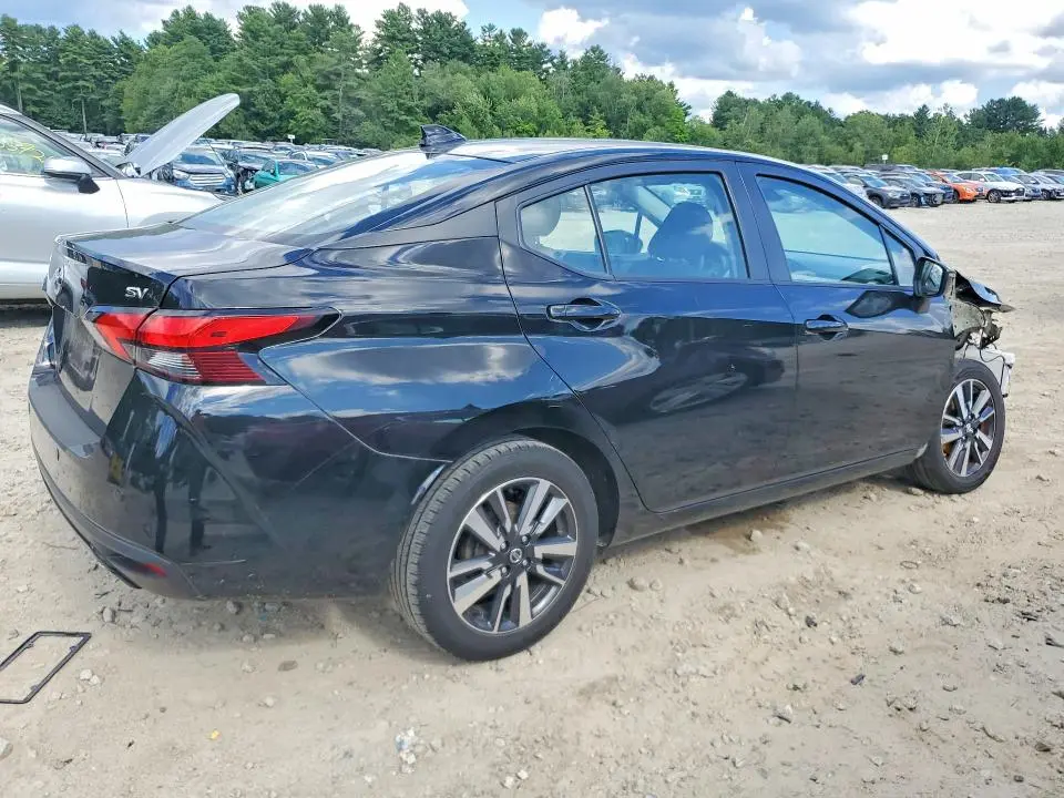2021 NISSAN VERSA SV  