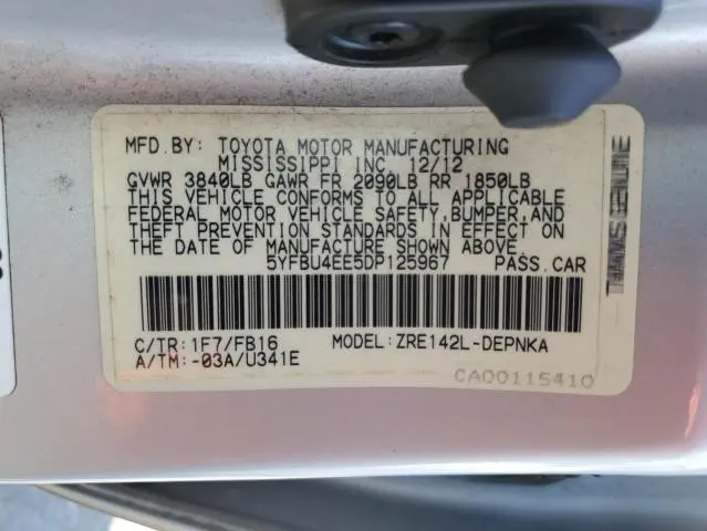 2013 TOYOTA COROLLA BASE  