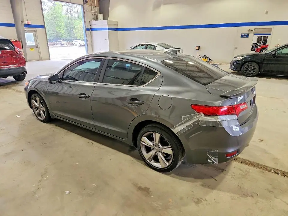 2013 ACURA ILX 20 TECH  
