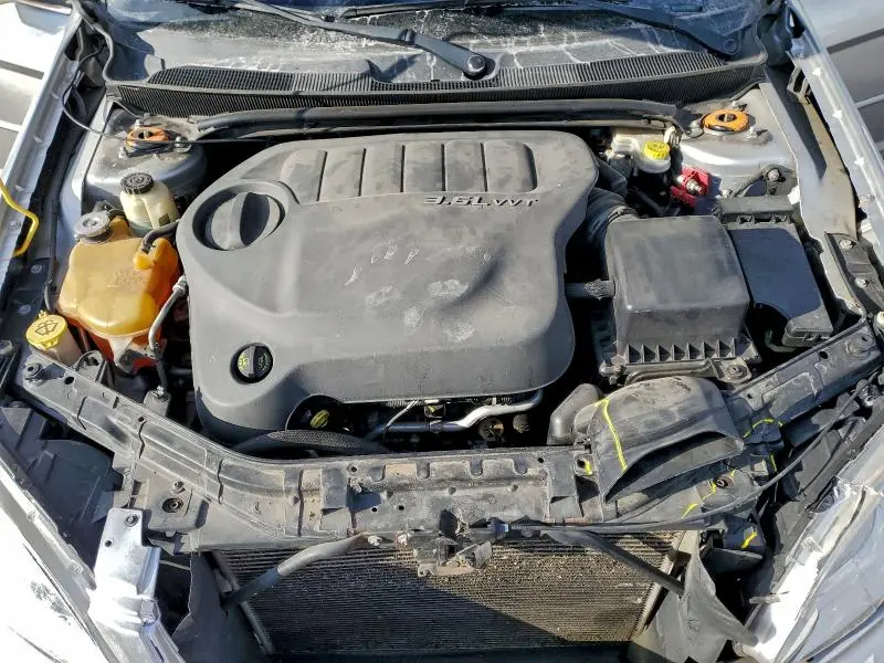 2012 CHRYSLER 200 LX  